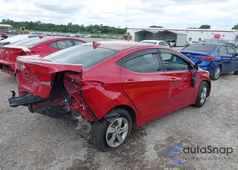 2015 Hyundai Elantra Se z USA, uszkodzony, nr VIN KMHDH4AE7FU228649